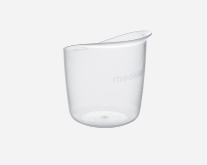 Eine transparente Medela Babyschale